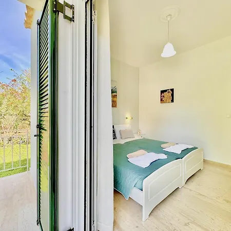 Dafni With Private Pool By Dadovillas *