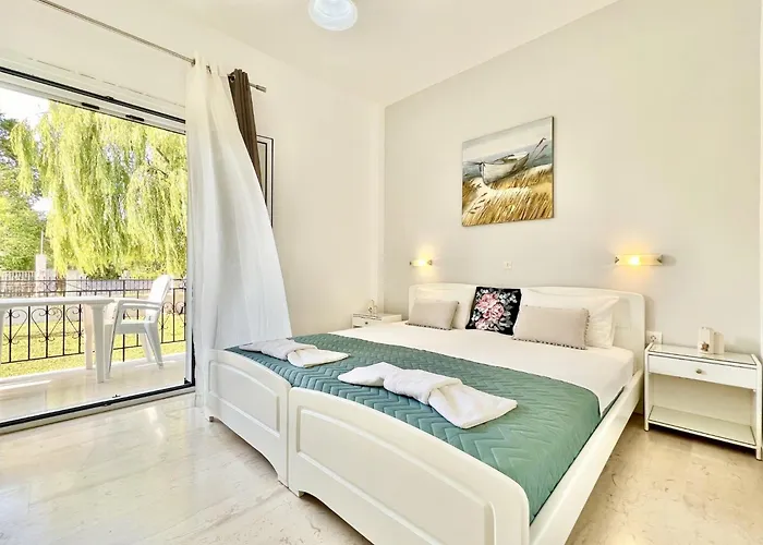 Dafni With Private Pool By Dadovillas Roda (Corfu)