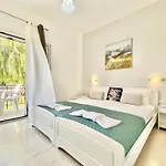 Dafni With Private Pool By Dadovillas 罗达